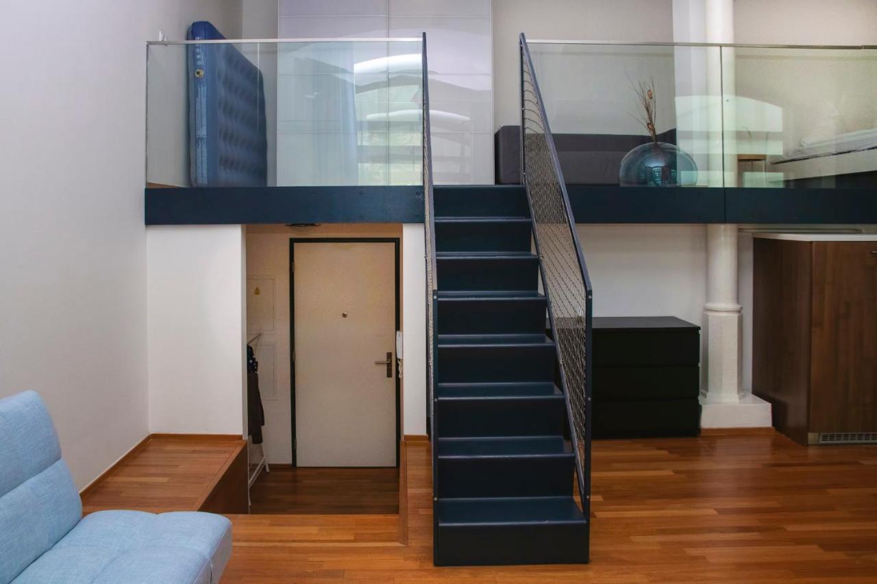 פראג Modern Apartment With Terrace And Air Conditioning מראה חיצוני תמונה