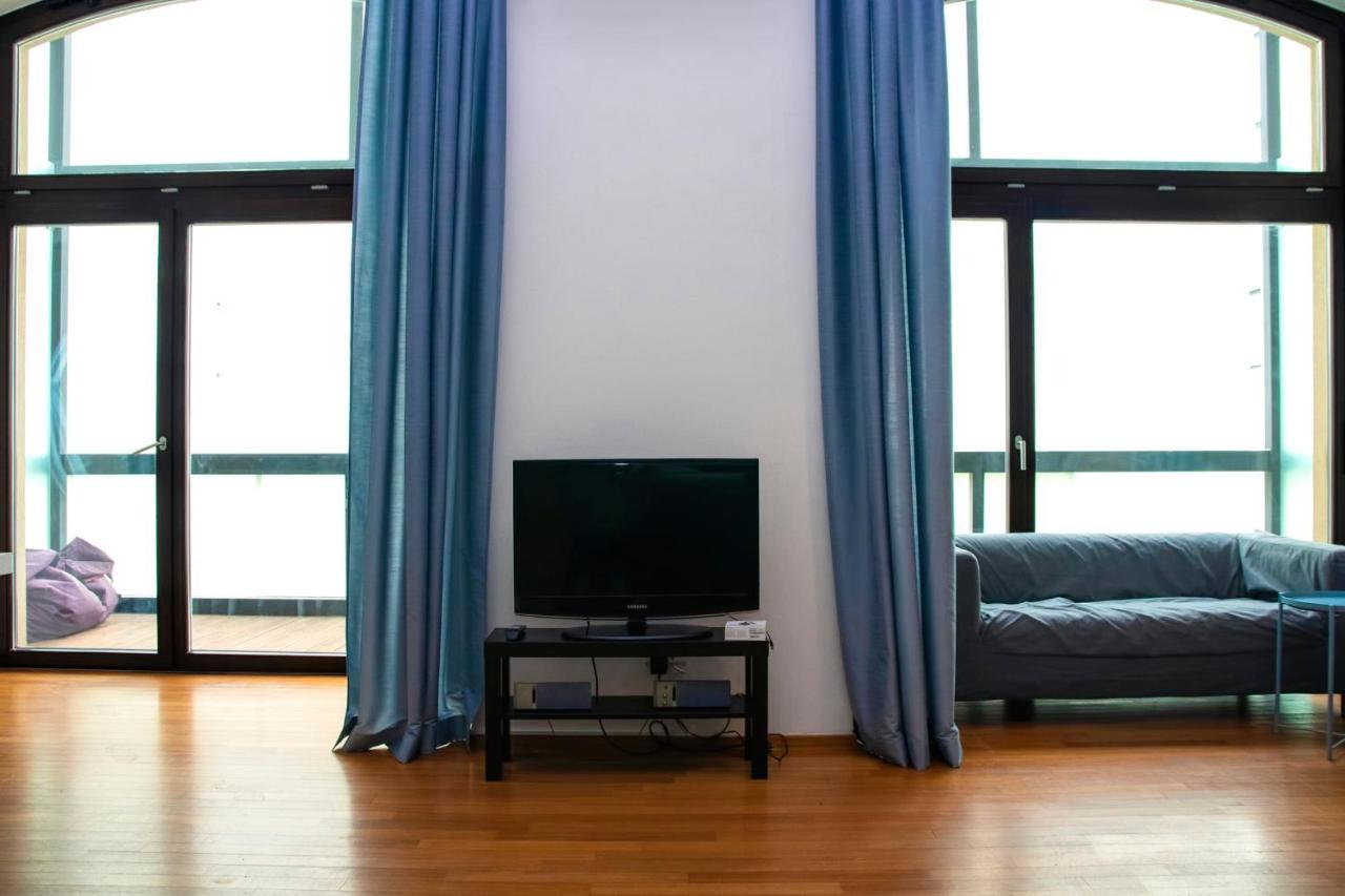 פראג Modern Apartment With Terrace And Air Conditioning מראה חיצוני תמונה
